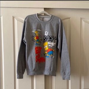 The Simpsons Gray Graphic Men's Sweater. Size M